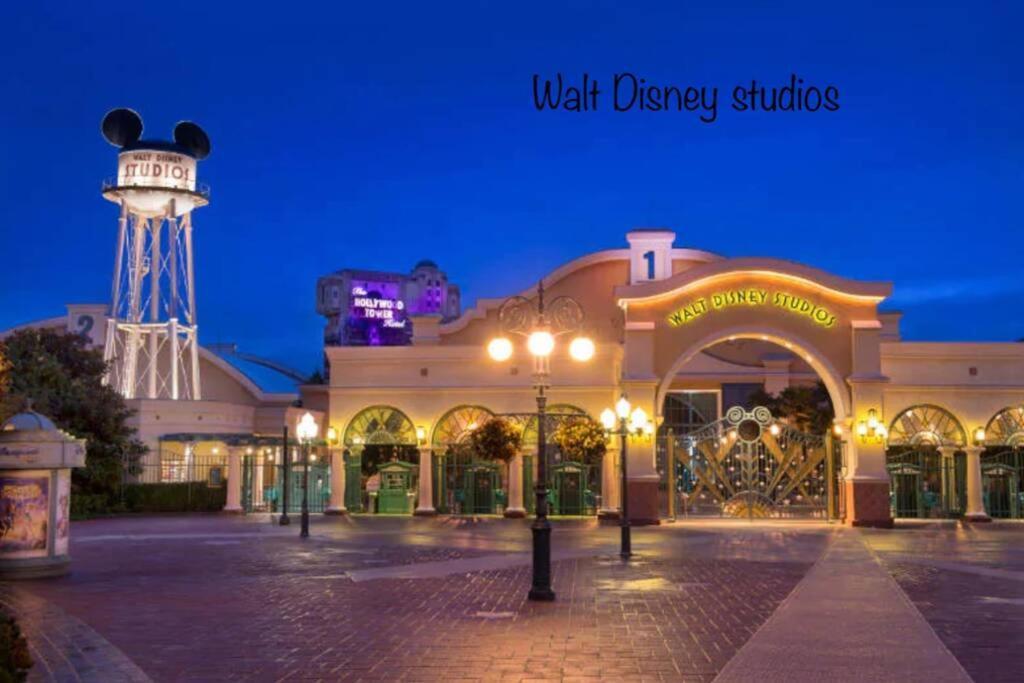 Studio 2 Adultes 2 Enfants Parcs Disneyland Paris Montévrain Exteriér fotografie